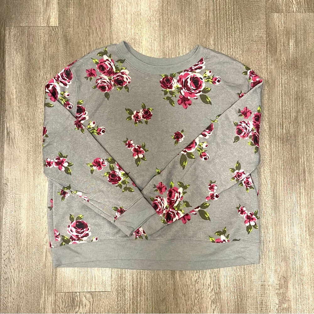 Gray Floral Cropped Sweater